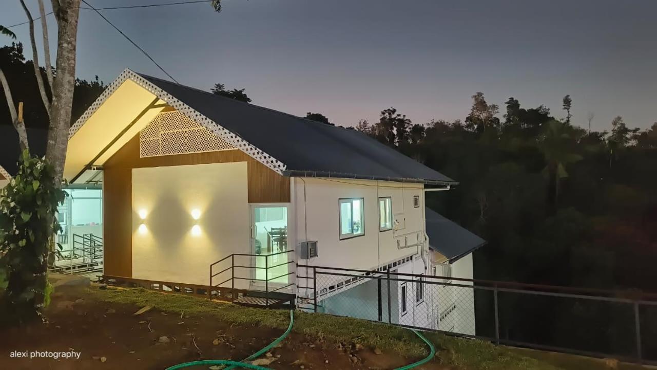 The Cloud Mountain Tourist Villa Vagamon Εξωτερικό φωτογραφία